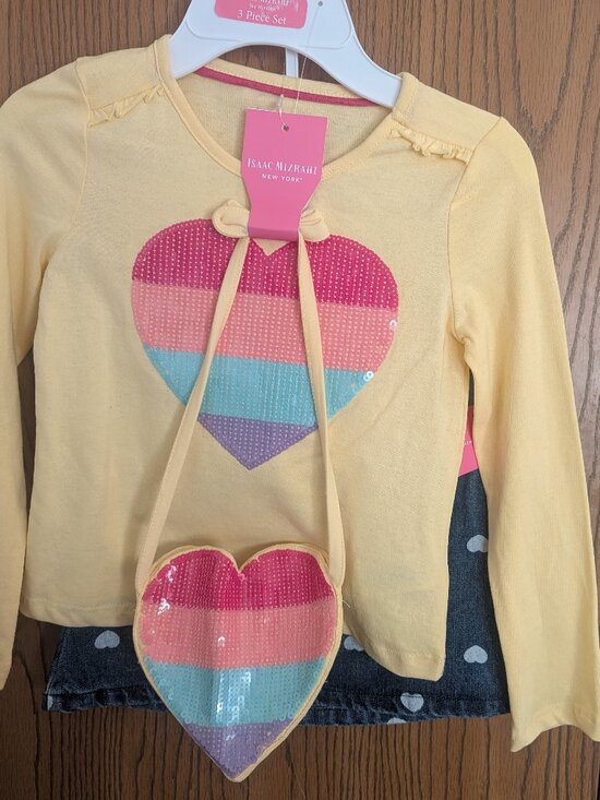 Isaac Mizrahi Other - NWT Isaac Mizrahi 3 Piece Top Skirt Purse Heart Sequinn Outfit-GIrls 5/6